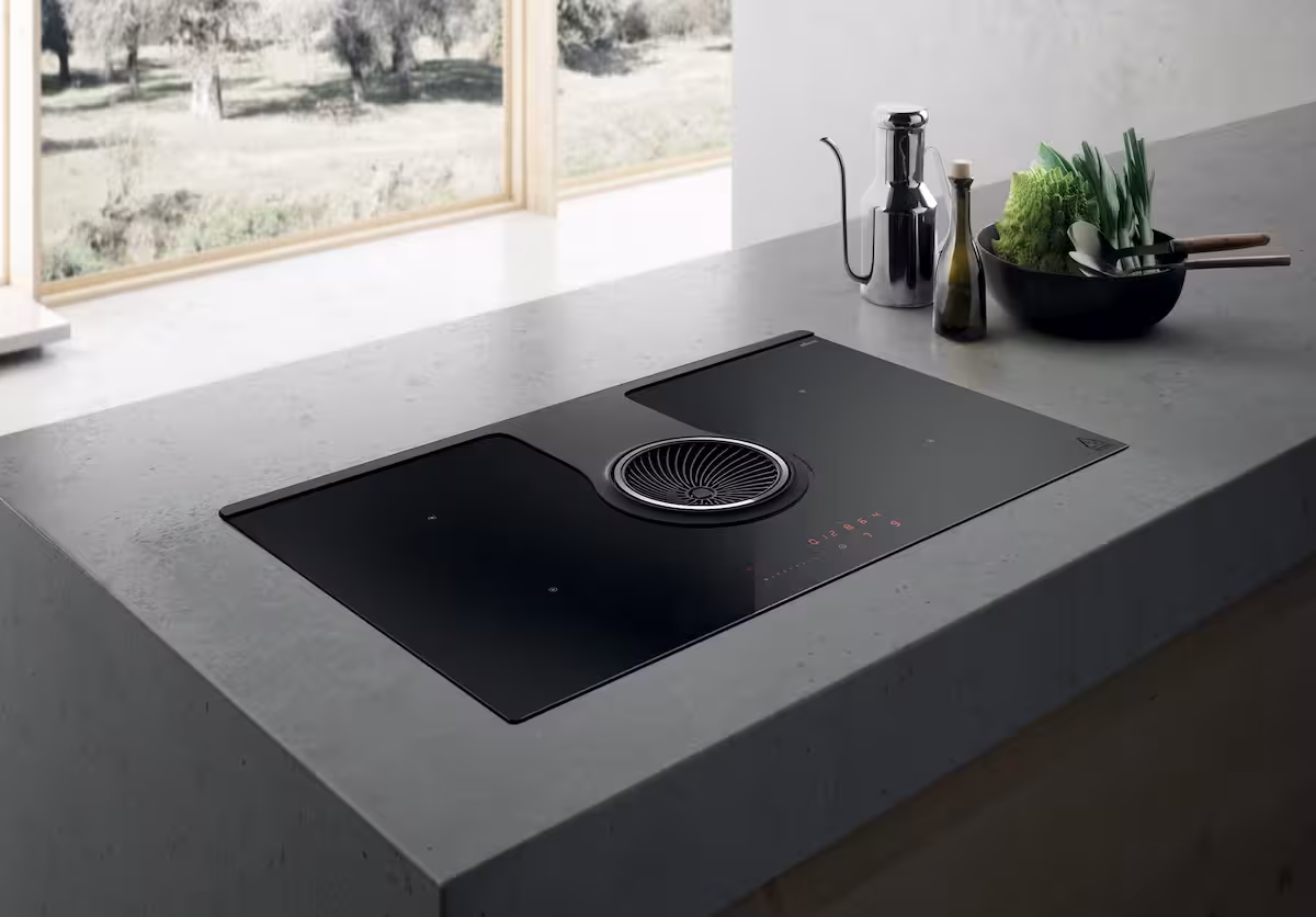 Варочная панель со встроенной вытяжкой Elica